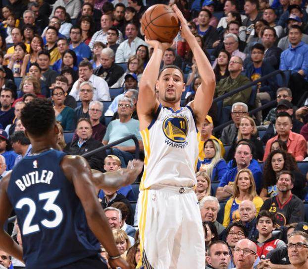 篮球赛场 篮球赛场