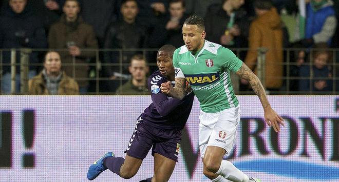 而世界泳联 而世界泳联